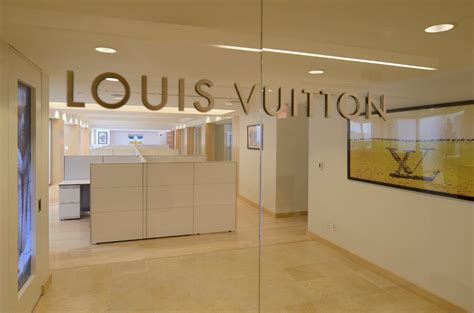 louis vuitton nyc office|louis vuitton 1800 number.